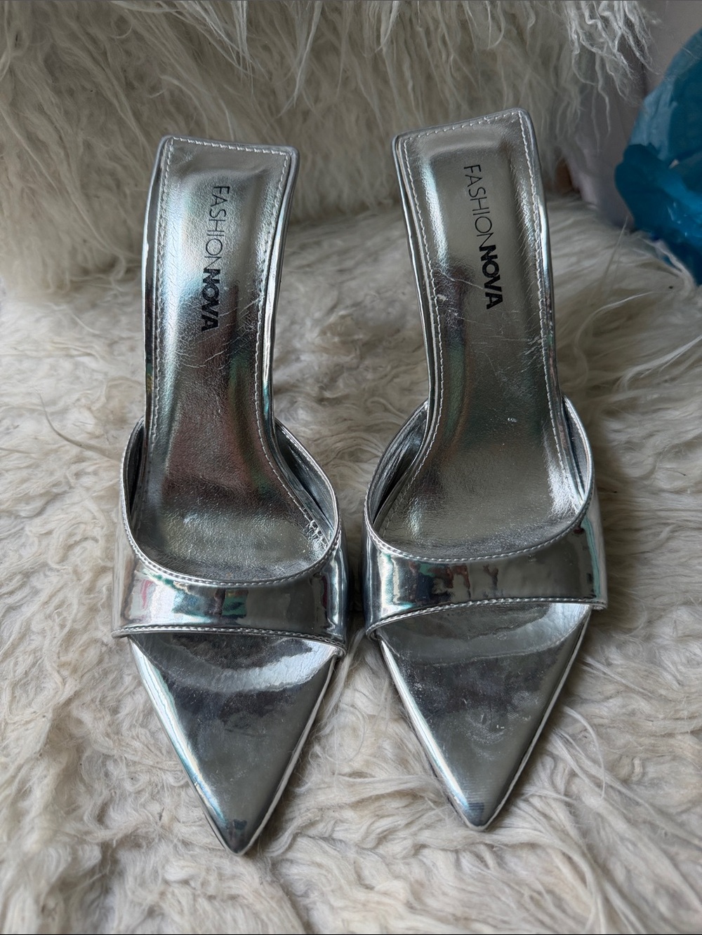 Fashion Nova Silver Metallic Pointed Toe Slide Heels - Picture 2 of 6